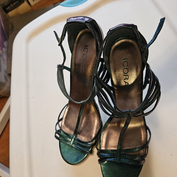 Women's heels - Picture 3 of 5